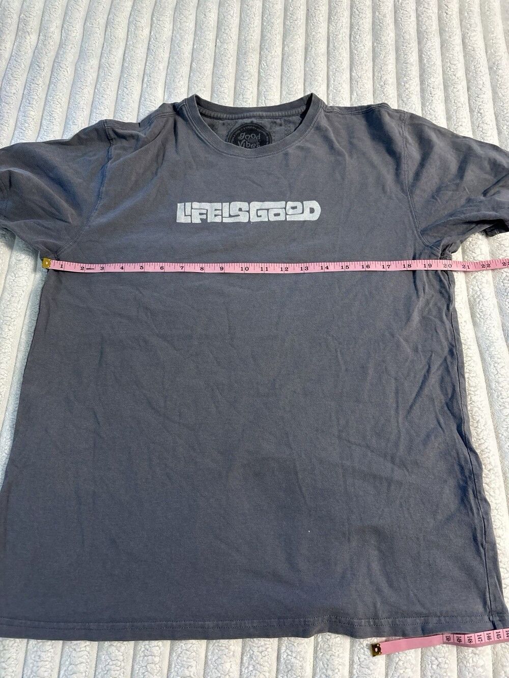 Good vibes by Life is Good T Shirt Men’s Large Dark Grey 100% Cotton Beach - Picture 9 of 9